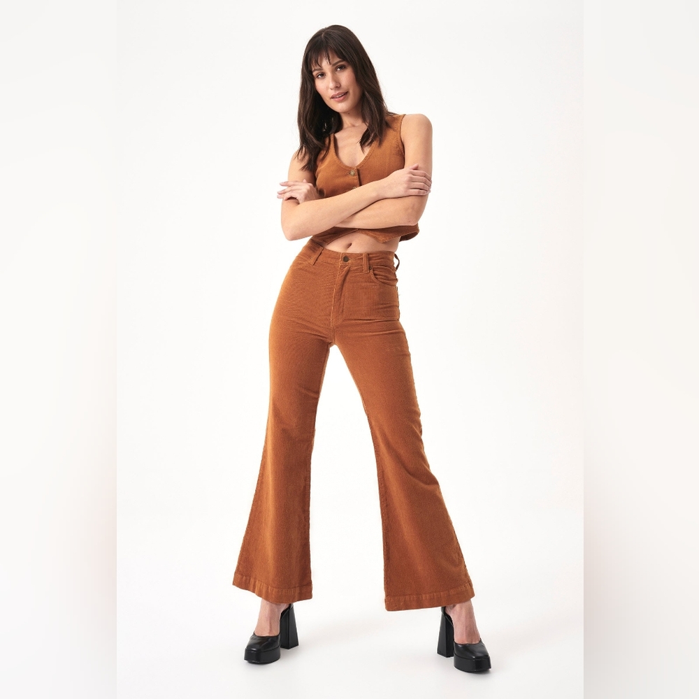 ROLLA'S NWT Eastcoast Flare High Rise Corduroy Jeans Tan